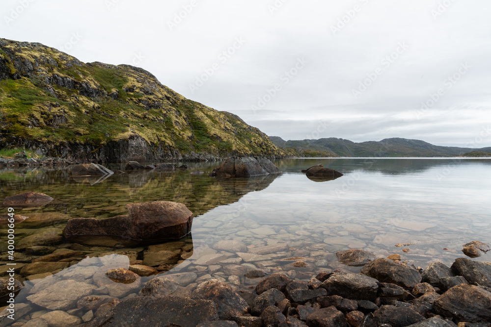 Fototapeta premium greenland inland lake 