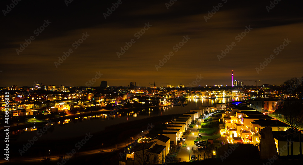 Obraz premium Night view over Dortmund in the