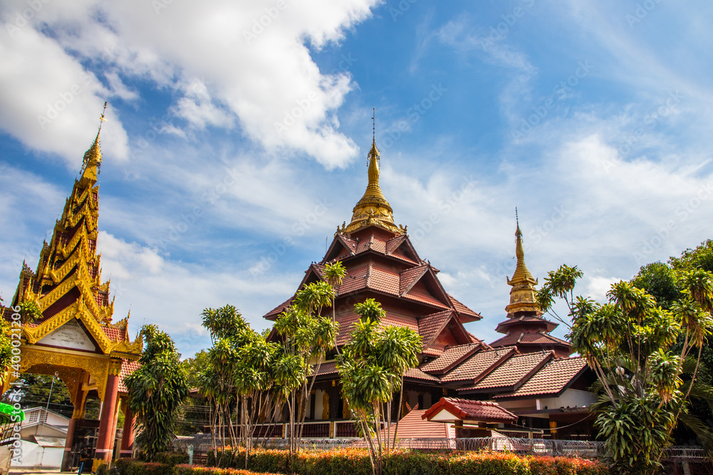 Fototapeta premium Tachileik Pagoda Myanmar Burma Southeast Asia