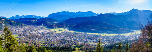 Canvas-taulu view in Garmisch-Partenkirchen - Kramer Mountain and Felsen-Kanzel