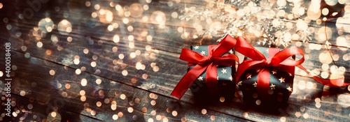 Christmas background - gift...