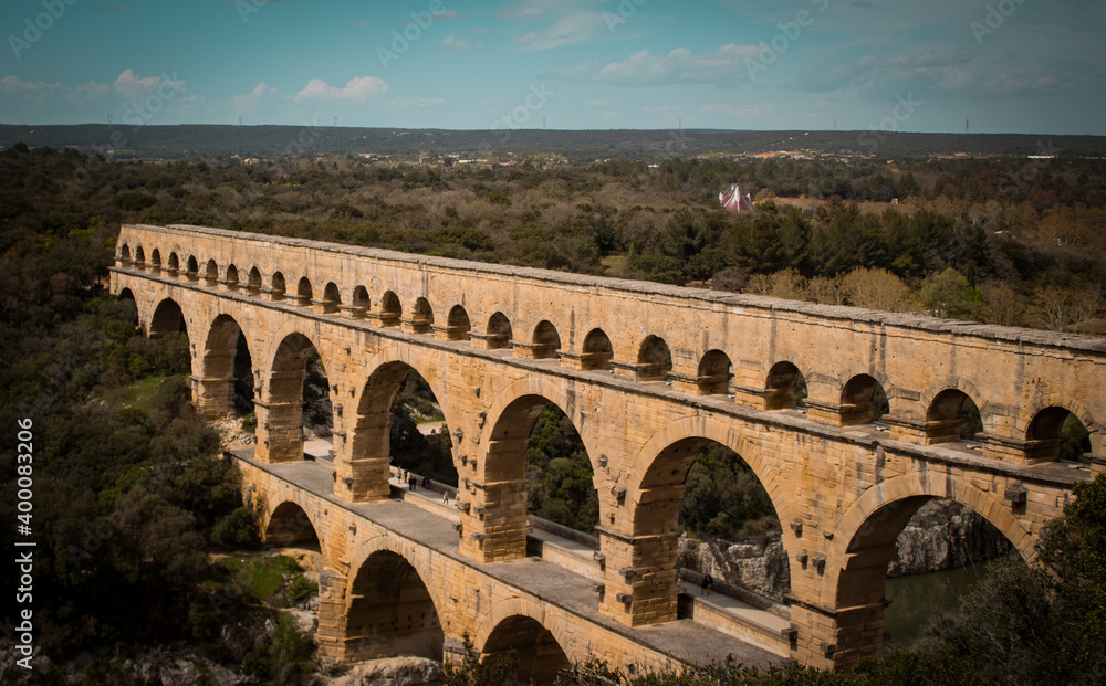 Pont-du-Gard : Old bridge in France from roman time