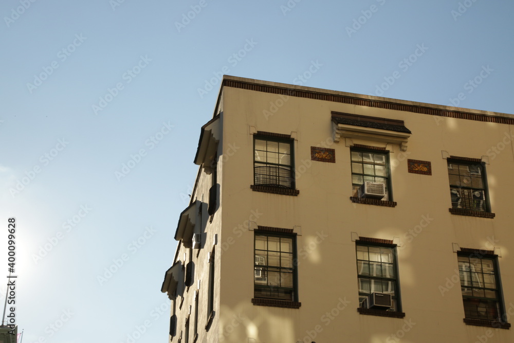 Obraz premium rooftop in new york bright day