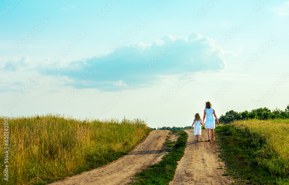 covid-19, isolation, children, solitude, outcasts, sisters, open spaces, grass, greenery, spring, summer, friendship, silence, nature, travel, road