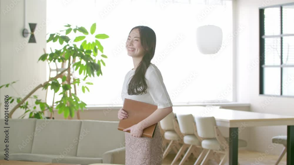 ビジネス・女性 ビジネス・女性
