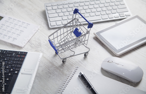 Shopping cart with a business objects.
