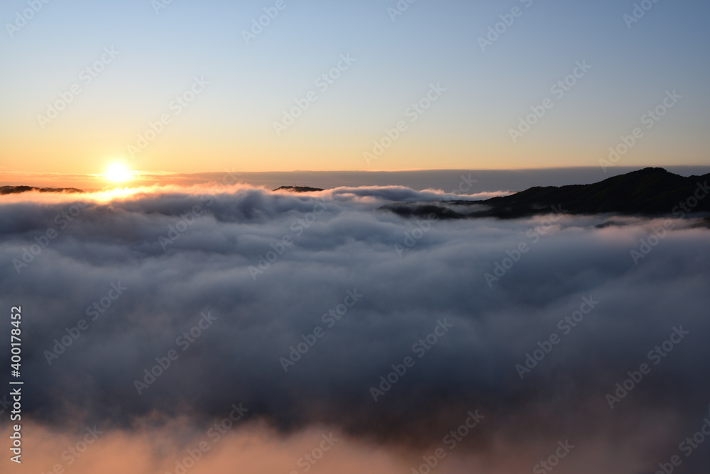Obraz premium Sea of clouds in early morning