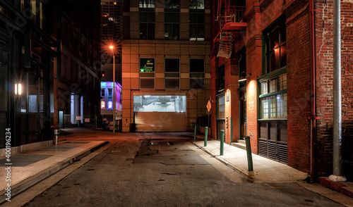 Fototapeta Naklejka Na Ścianę i Meble -  Empty street at night San Francisco