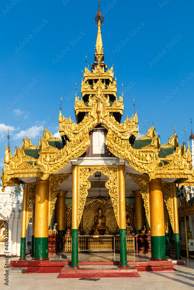 Fototapeta premium Pagode à Yangon, Myanmar