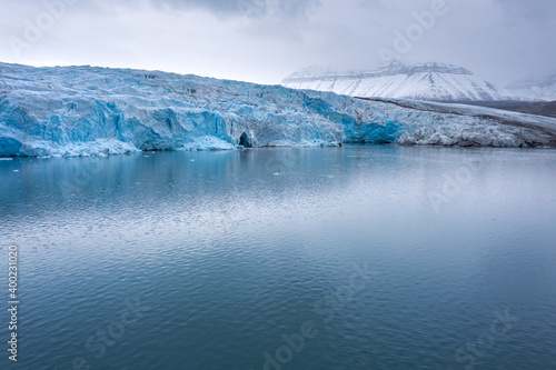 Nordenskiöld glacier from above, Svalbard, Norway