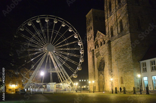 Disused Ferris wheel after corona shutdown
