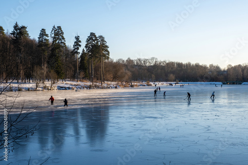 Ice skating on the first ice on the Talka river in Ivanovo.