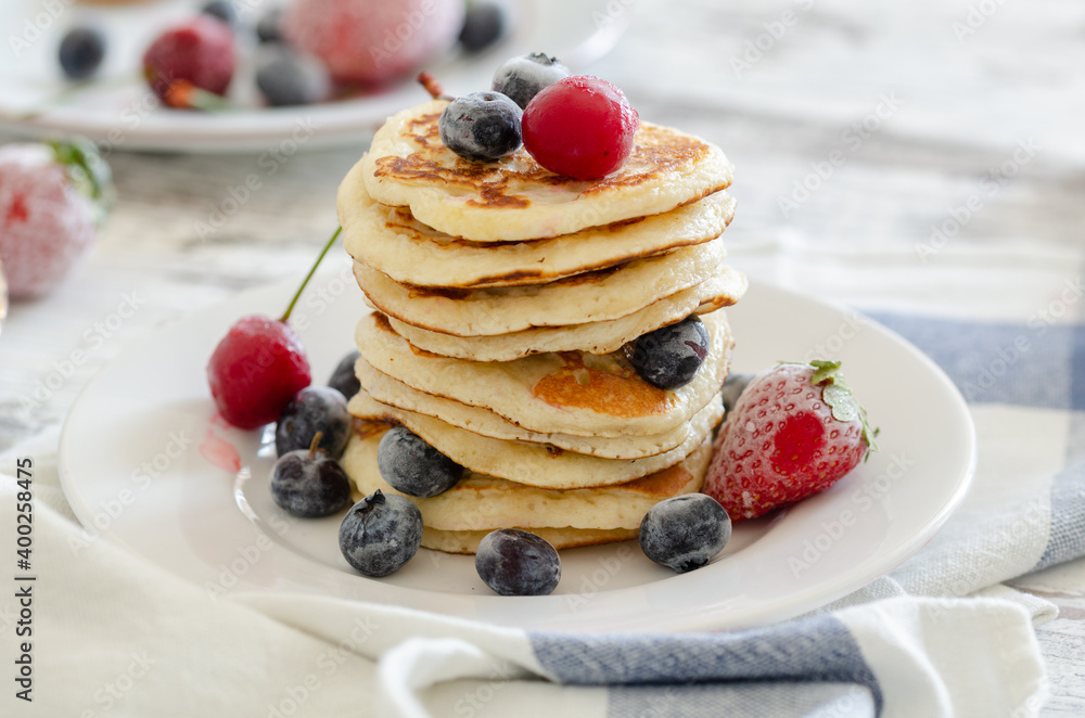 Pancakes with fruits Pancakes with fruits