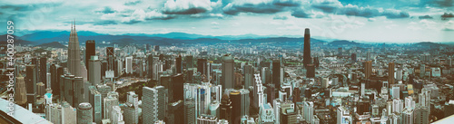 Canvas Print KUALA LUMPUR, MALAYSIA - DECEMBER 28, 2019: Amazing panoramic city skyline from