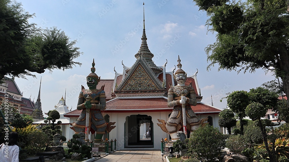 temple city thailand