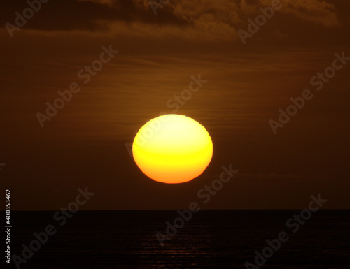 Simply, one more sunset of 2020, there is less left for the end of the epidemic © guillermolavie