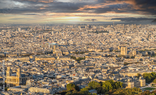 Aerial view of the center of Paris at sunset © Alessio