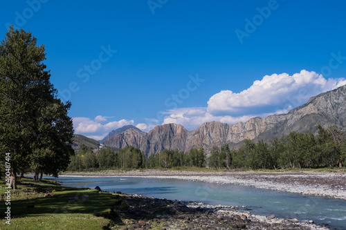 Katun river and rocky peaks