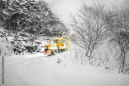 【冬イメージ】冬季の除雪風景