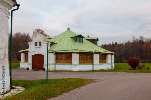Equestrian building in the Serednikovo estate (Russia)