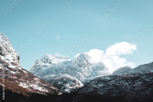 Les Alpes Albanaises enneigées