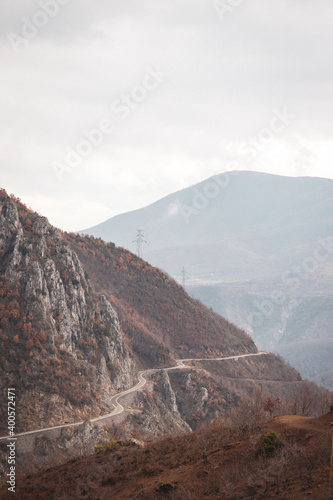 Route montagneuse en Albanie