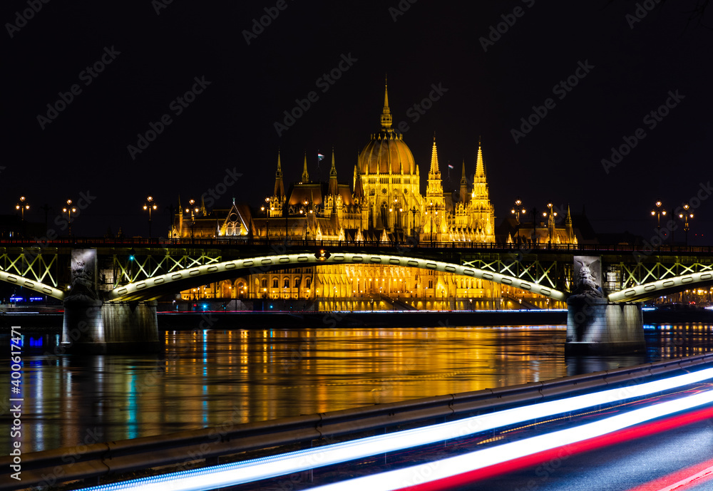 Fototapeta premium Hungary, night city Budapest, parliament on the background of the night city