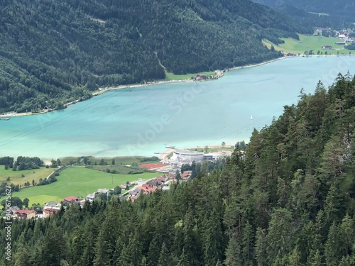 Achensee Tirol Österreich, Blick vom Rofan nach Maurach und das Karwendel im Herbst photo