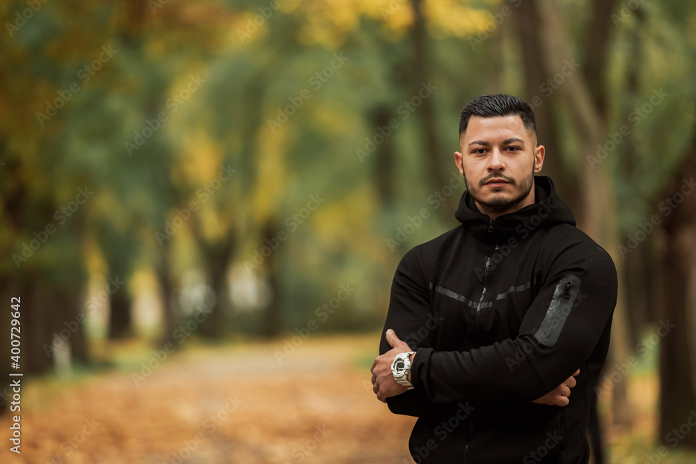 Obraz premium Having training outside, autumn season.