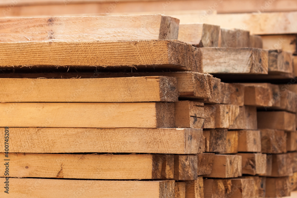 Wooden planks, lining, boards for construction works Wooden planks, lining, boards for construction works