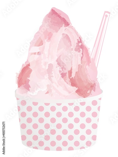 紙のカップに入ったピンクのジェラート