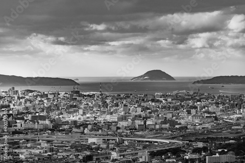 山頂から見た福岡県の市街地