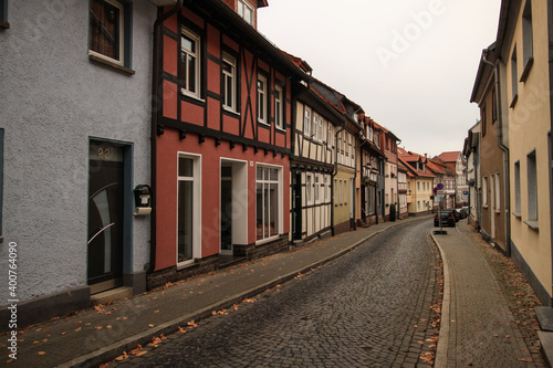 Fototapeta Naklejka Na Ścianę i Meble -  Kleinstadtidylle im Eichsfeld; Windische Gasse im Heilbad Heiligenstadt