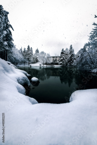 Neve in Liguria. Lago delle Lame, verso Sannto Stefano d'Aveto. photo