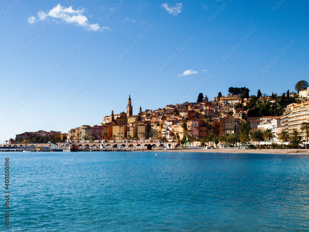 Fototapeta premium coastal landscape between Nice and St. Tropez