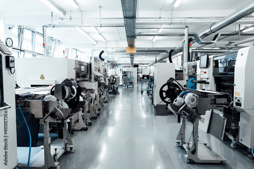 Machineries in illuminated manufacturing industry Machineries in illuminated manufacturing industry