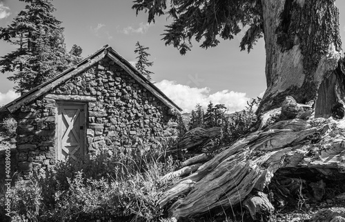 Wallpaper Mural Warming Hut Torontodigital.ca