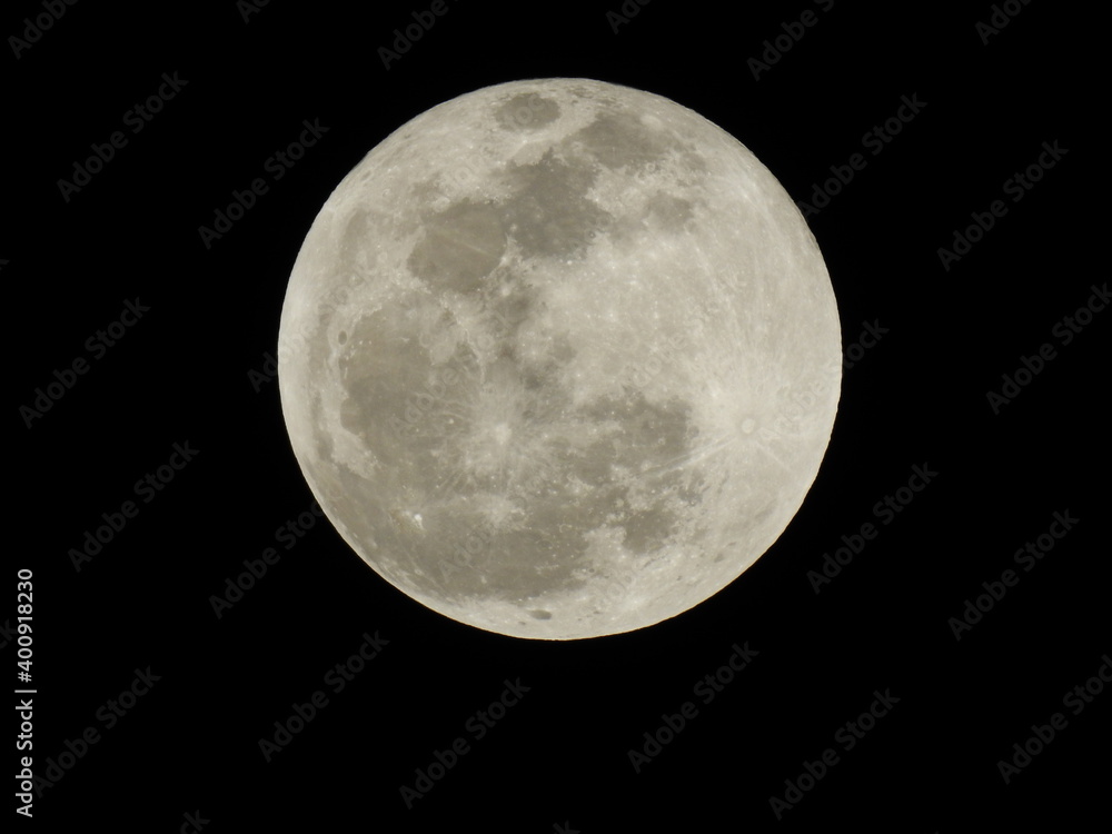 White full moon White full moon