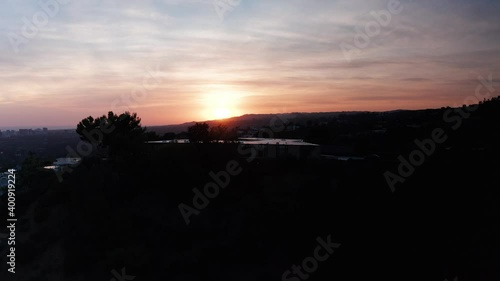 Wallpaper Mural Rising aerial shot of Beverly Hills hillside during sunset. 4K Torontodigital.ca