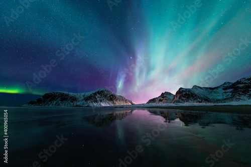 Fotografie, Obraz Aurora borealis on the Beach in Lofoten islands, Norway