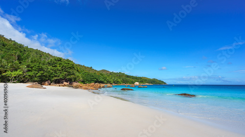 Fototapeta Naklejka Na Ścianę i Meble -  tropical beach at anse lazio, on praslin, seychelles