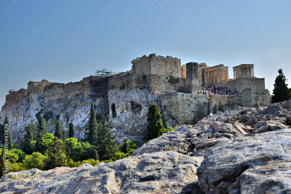 Vista de los principales monumentos de Atenas (Grecia). Acrópolis.
