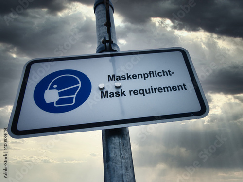 Obraz na płótnie Mask requirement (german: