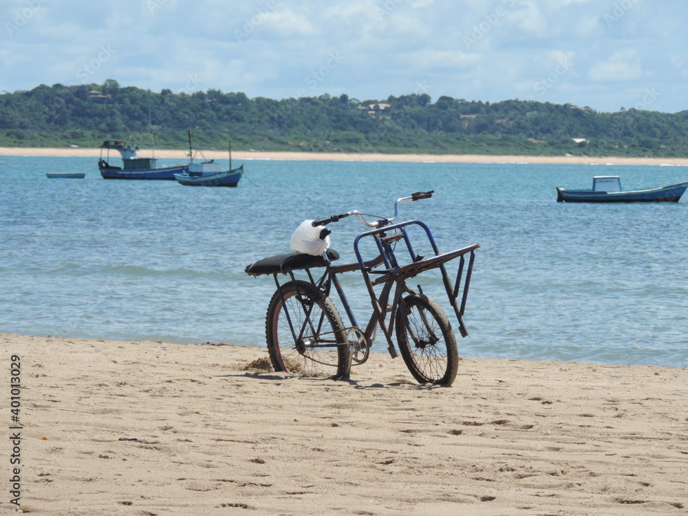 Fototapeta premium bicycle on the beach