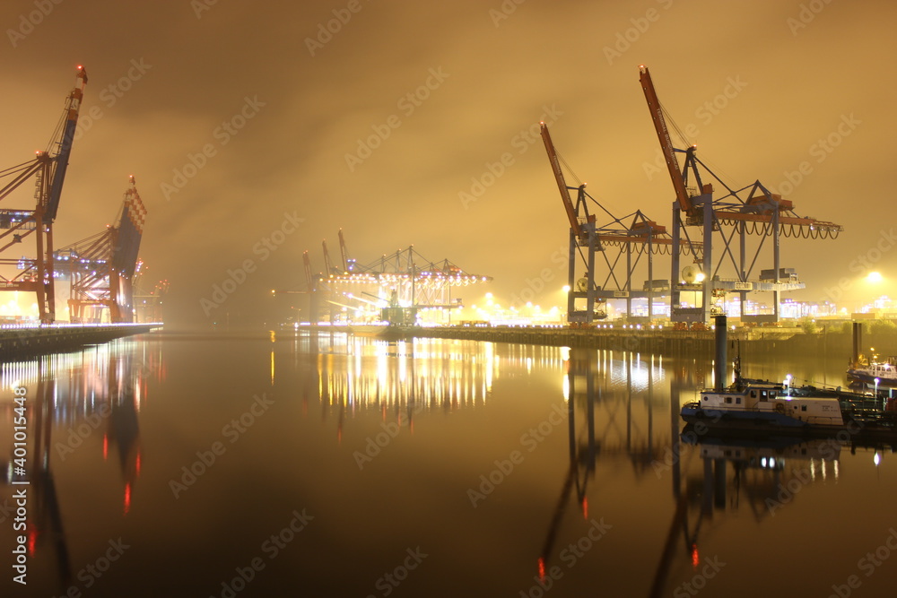 Naklejka premium Eurokai Wharfage in Hamburg