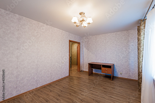 Fototapeta Naklejka Na Ścianę i Meble -  Russia, Moscow- April 19, 2020: interior room apartment modern bright cozy atmosphere. general cleaning, home decoration, preparation of house for sale. empty room with renovation