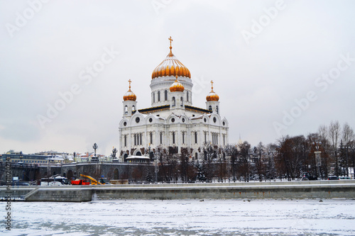 Cathedral of Christ the Saviour and icy Moscow river. Moscow, Russia.