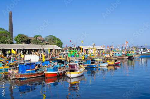 colourful boats in Sassoon Docks in India