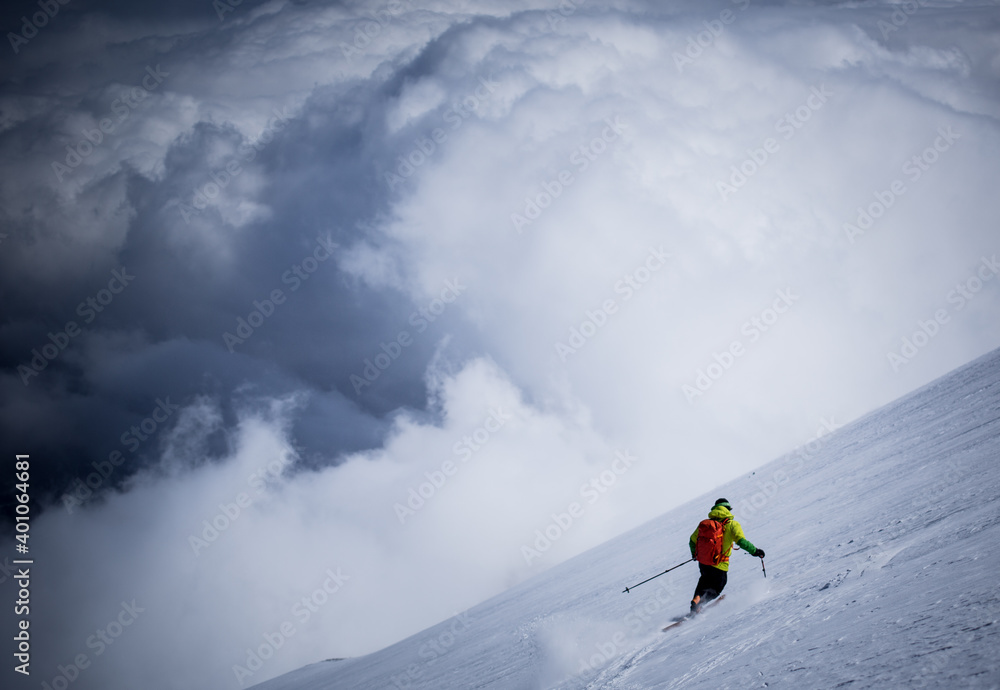 Skiing Skiing