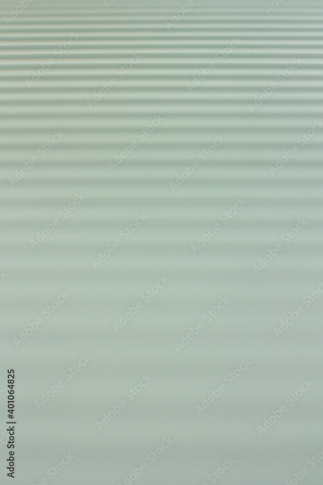 Fototapeta premium Lüftungsgitter weiß grau. Parallel gestreift.